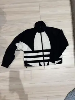 adidas ジャケット　kids レディース