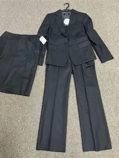 untitled 黒　ストライプ　ビジネススーツ上下　３点　2/M