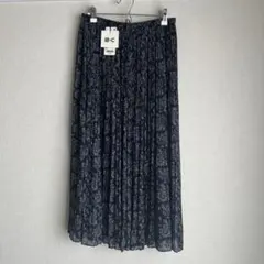 UNIQLOC シフォンプリーツスカート　Mサイズ