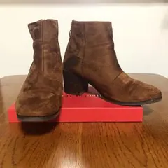 ショートブーツ