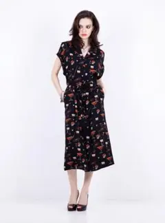 新品未使用Super Beauty タグ付 カクテル柄ワンピース 42 半袖 黒