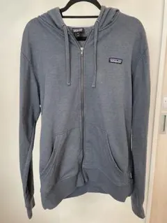 Patagonia グレー ジップアップパーカー　パタゴニア