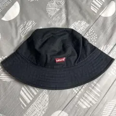 ほぼ未使用 Levi's ブラック バケットハット Mサイズ
