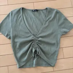ZARA オリーブグリーン Vネック 半袖トップス