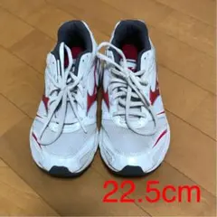 ミズノ　ランニングシューズ　22.5cm