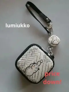 ミナペルホネン　ガジェットハードケース　　リールスト付　イヤホン　ハンドメイド