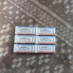 LION 消しゴム まとめ売り
