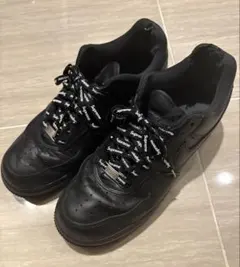 Supreme Nike Air Force 1 Low ブラック