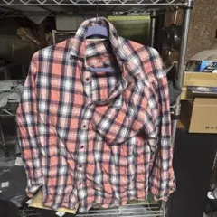 赤と黒のチェック柄 コットンネルシャツ