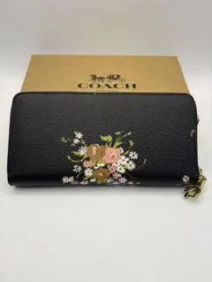 COACH ブラック フラワー柄 長財布