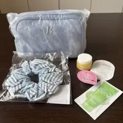 BANILA CO デニムポーチ＆シュシュセットのサムネイル