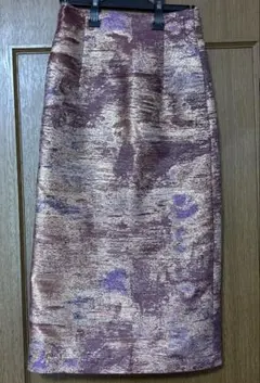 アングリッド　タイトスカート