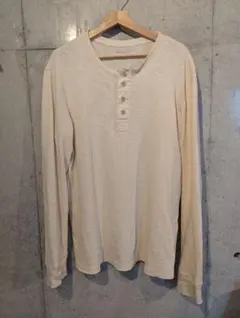 M*k様 Banana Republic ヘンリーネック長袖カットソー ホワイトのサムネイル