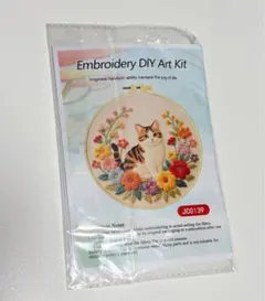 刺繍作成キット 猫と花デザイン
