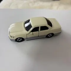 トミカ トヨタセルシオ（UCF10型）