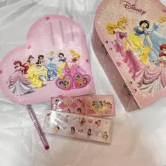 ディズニー　プリンセス　文房具セット