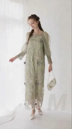 ★新品タグ付き★ドリードール　フラワーIラインドレス　結婚式　パーティー