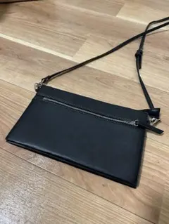 黒 合成皮革 ショルダーバッグ