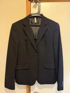 レディーススーツ　スーツの青山