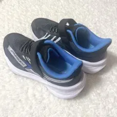 新品⭐︎瞬足 21cm 2E