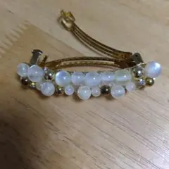パールビーズ装飾ヘアバレッタ