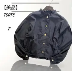 【美品】TORTE フリルブラウス シャツ　金ボタン　M バッグギャザー　黒のサムネイル