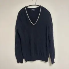 A.P.C. Vネックニット サイズ1のサムネイル