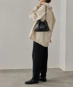 gemeil レザー ワンハンドルバッグ●ブラック 2way ワンショルダー