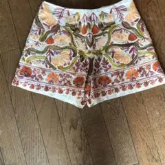 2回くらいの着用です 綺麗です