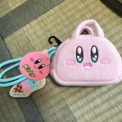 送料込★GU Kirby 星のカービィ ミニマル ポーチ 　チャーム、タグ付き