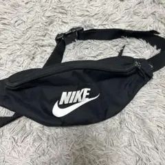 Nike ボディバッグ ブラック