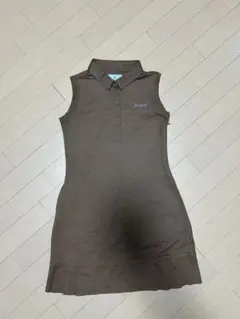 ブリーフィング ゴルフ ノースリーブワンピース XS オフホワイト 美品 ブリーフィング ゴルフ ノースリーブワンピース XS オフホワイト 美品