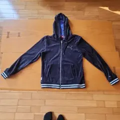 Puma フード付きジャケット　パンツの上下セット　ダークグレーMサイズ