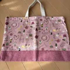 ウサギと花柄の手提げバッグ