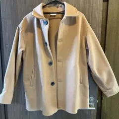 ベージュ ショート丈　チェスターコート