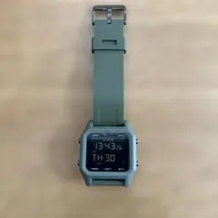 【美品】NIXON THE STAPLE デジタル腕時計 オリーブのサムネイル