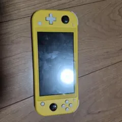 Nintendo Switch Lite イエロー