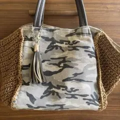 迷彩柄トートバッグ タッセル付き