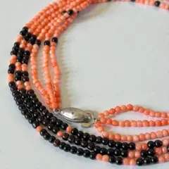 黒珊瑚＆ピンク珊瑚 丸玉 3連 セミロングネックレス シルバー刻印のサムネイル