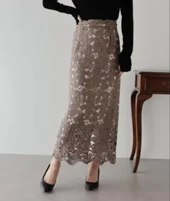 BLUEEAST フラワーレース タイトスカート