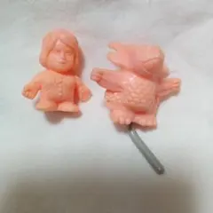 ま*き様 ウルトラマン系　消しゴム2つ