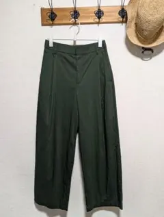 IÉNA シンプルな緑のパンツ