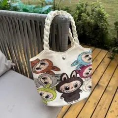 ハンドバッグ トートバック エコバッグ　登園通学　通勤用　ラブブ　うさぎ 布　白