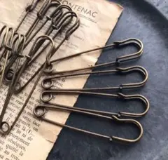 カブトピン 2個 アンティークゴールド キルト ハンドメイド資材 ブローチ