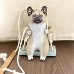 かとうゆみ　ブランコ犬
