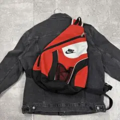 Y2K NIKE レッド×ブラック ワンショルダー/スリング/ボディバッグ