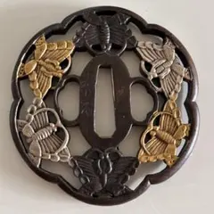 日本刀 鍔 一乗斎銘 獅子牡丹図 鐔 刀装具 日本刀 鍔 一乗斎銘 獅子牡丹図 鐔 刀装具 - メルカリ