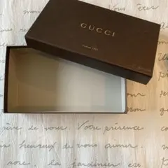 GUCCI ギフトボックス ロゴ入り　空箱