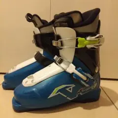 【22.0-23.5】NORDICAジュニア用スキーブーツ