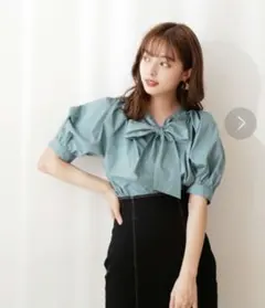 PROPORTION BODY DRESSING くすみグリーンボウタイブラウス